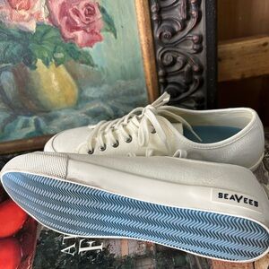 SeaVees Ladies Low-Top Sneakers in Off-White with Light Blue Sole